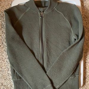 Lululemon dark green crew zip up